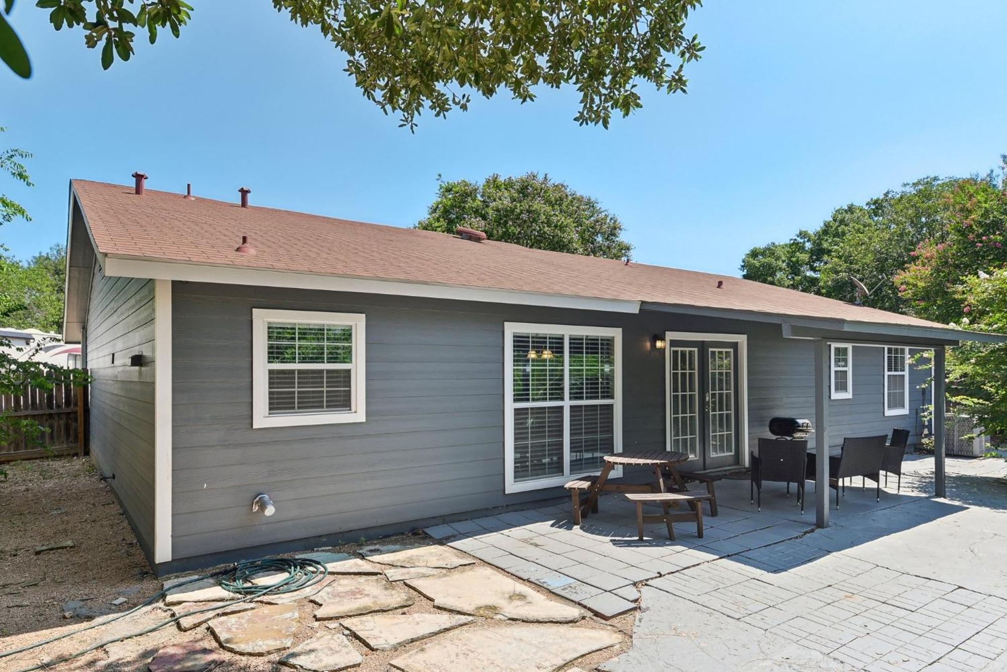 Modern Rental Near Medical Center, Six Flags, Utsa, La Cantera, Lackland Afb Holiday home San Antonio